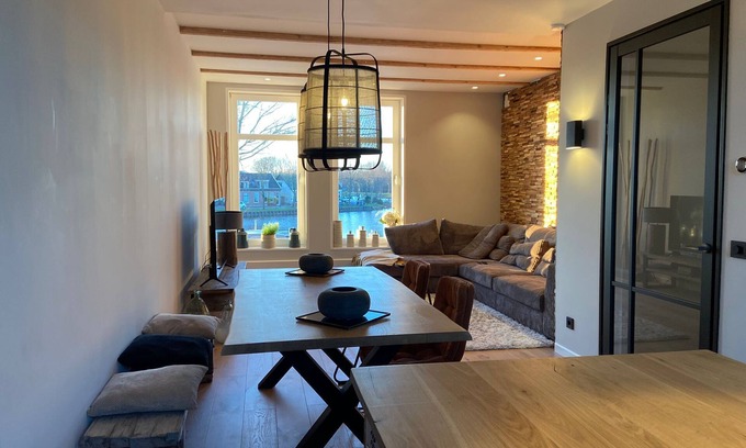 Municipality of Purmerend Apartamento | Unique Waterfront Apartment Near Amsterdam