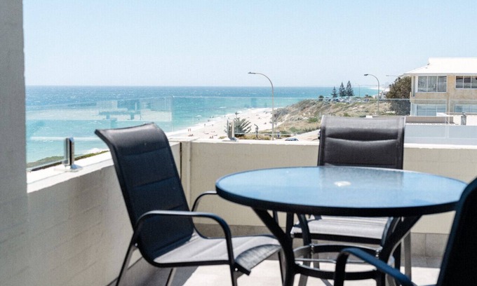 Cottesloe Apartamento | Unit 11 · Cottesloe Beach View Apartments #11