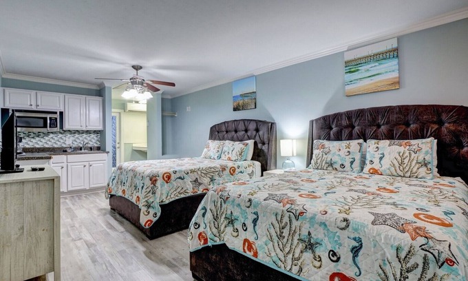 Surf City Hotel | Unit 113D at Tiffany's Motel