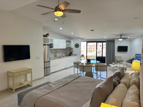 Marina Casa | Unit 238 - Casa Amber-OCEAN VIEW-Fully Renovated