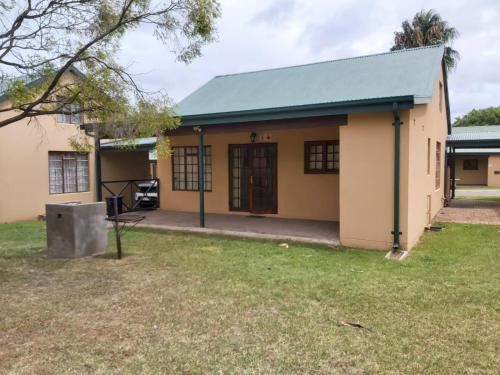 Bela-Bela Casa | Unit 24 Pendleberry Grove Holidays