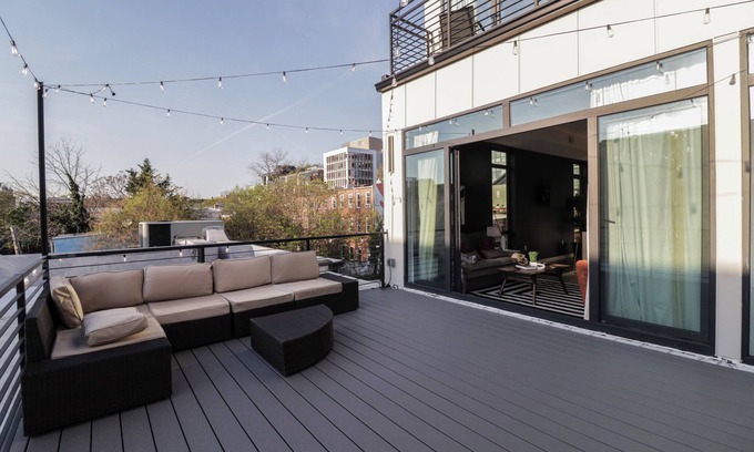Shaw Cama Y Desayuno | Unit 9: Luxe 2BR Penthouse | Sleeps 6