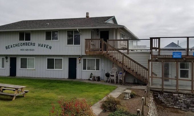 Gleneden Beach Apartamento | Beachcombers Haven - "HOMETELS" - ¡Alojamiento y eventos grupales a la orilla del mar!