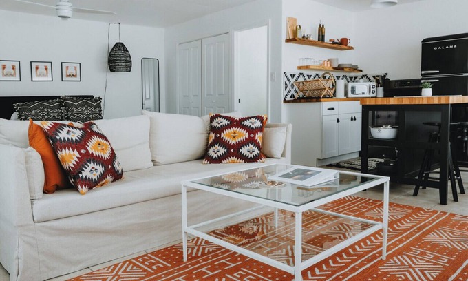 Victory Hills Casa | University District Guesthouse-Minutes to Nob Hill