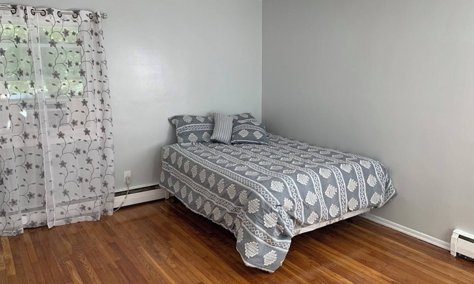Orange Apartamento | Unleash Your Dream Stay: Vrbo - Your Perfect South Orange Home Away From Home
