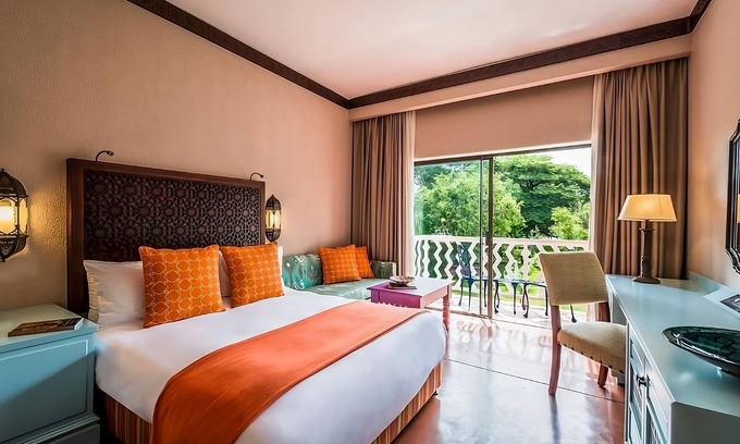 Livingstone Apartamento | Unlimited Access to the Victoria Falls! Free Parking, Spa Center & Onsite Pool!
