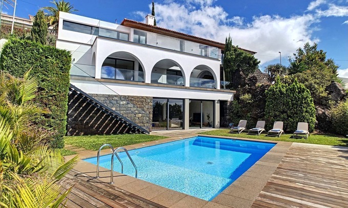 Garajau Casa | Unmei Villa by LovelyStay