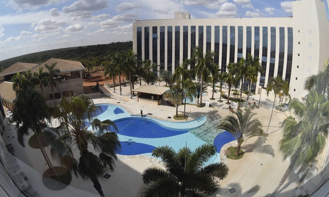 Barretos Apartamento | imperdible ajuste al lado del parque infantil para 6 personas con 2 dormitorios
