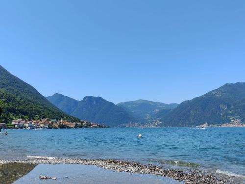 Lezzeno Apartamento | Uno spazio di vibrazioni
