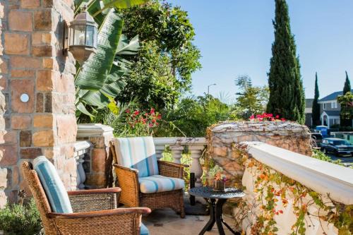 Laguna Beach Casa | Unparalleled Villa Apartment in an Enchanting Village