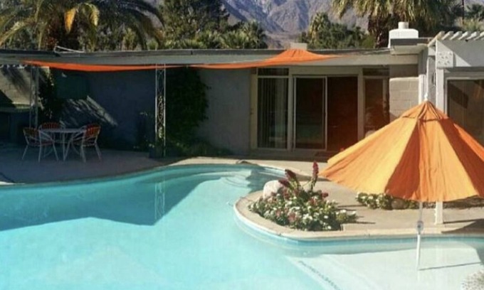 Racquet Club Estates Casa | HERMOSO SIGLO MEDIO MODERNO * Estadía mínima de un mes *