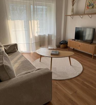Ruettenscheid Apartamento | Unterkunft nahe Messe und Uniklinikum mit Stellplatz