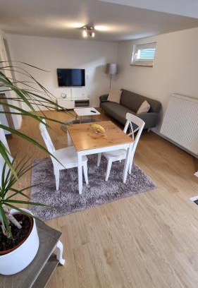 Kronberg Apartamento | Unterkunft Sanic