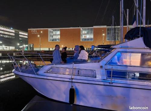 Le Havre Alquiler De Eote | Unusual night on a small yacht
