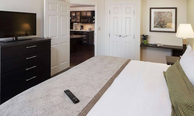 Horsham Casa | Unwind and Recharge! 2 Comfortable Units, Kitchen, Pet-friendly Property