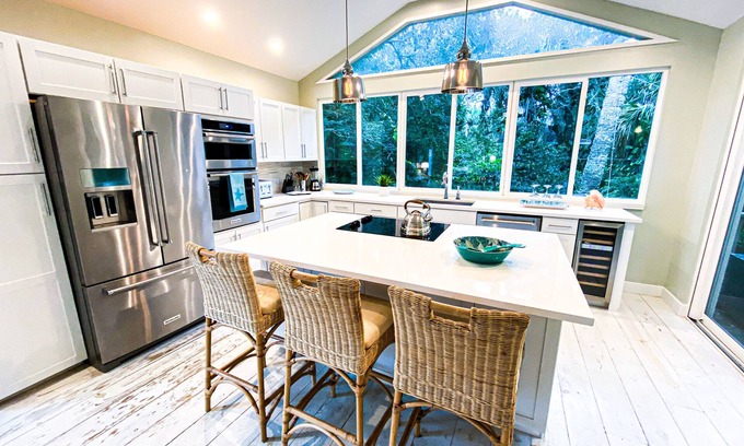 Summerplace Casa | Tropical Beach Home pasos de playa privada! ¡Trae tu bote!