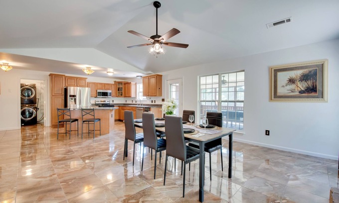 Cliftondale Casa | Unwind, Golf & Explore: Unique Atlanta Escape!