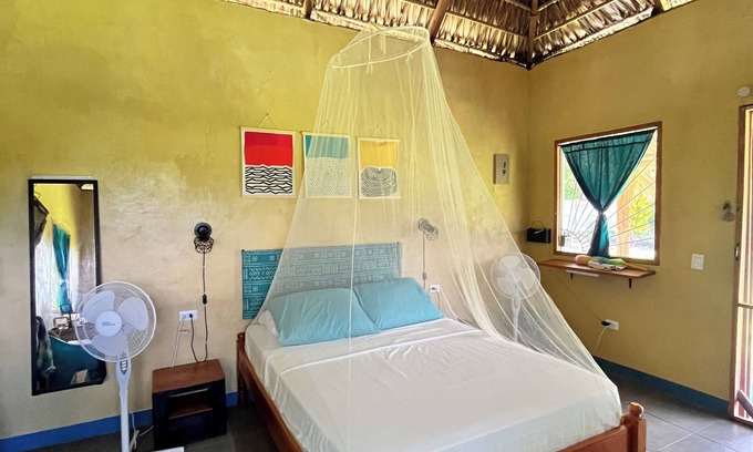 Santa Cruz Casa | Unwind in Style: Cozy Bungalow with All the Comforts of Home in the Ometepe