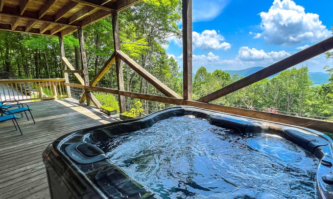 West Jefferson Cabina | Your Perfect Cabin Stay at El Cabitan Is Just a Click Away!