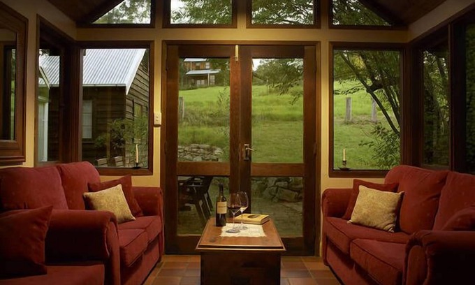 Kangaroo Valley Cabaña | ¡STELLA ANN nos deja ayudar a planear para ti el escape de primavera perfecto!