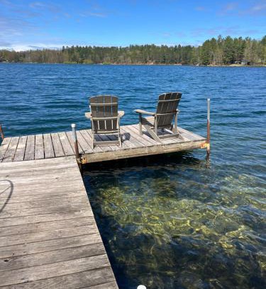 Wetmore Cama Y Desayuno | UP Badger Lodge BnB-Lake Family