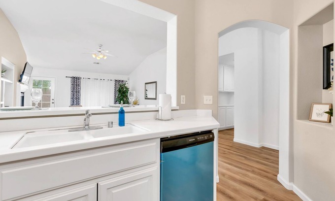 Merced Casa | Updated 3 BDR Home in Historic Merced – Gateway to Yosemite!