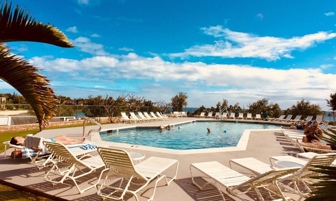 Nawiliwili Condominio | Recientemente renovado, asequible, excelente ubicación central, Beach Across Street.