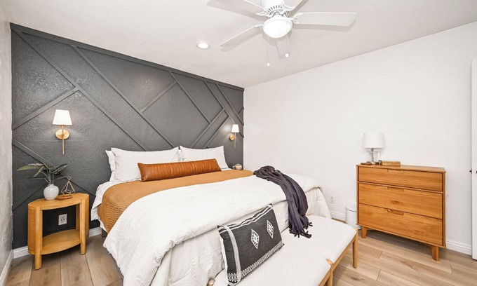 East Side Costa Mesa Apartamento | Updated Apartment for 2 in Eastside Costa Mesa