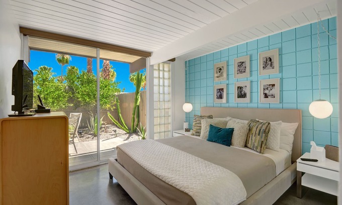 Twin Palms Condominio | Updated Bungalow Condo located at the Famous Ocotillo Lodge