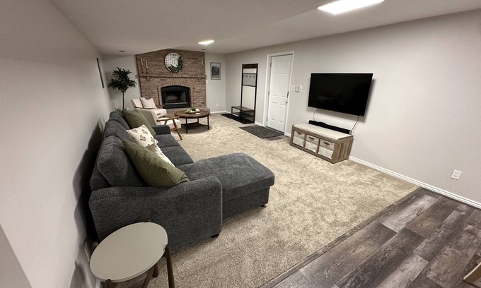 Cottonwood Heights Casa | Updated, cozy private basement suite - 25 min to skiing