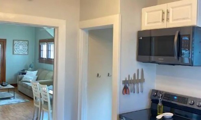 Dayton Casa | Updated home in Dayton with low fees!