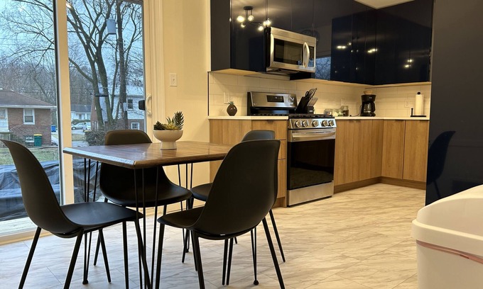 Miller Beach Casa | Updated Home Near Indiana Dunes And National Park