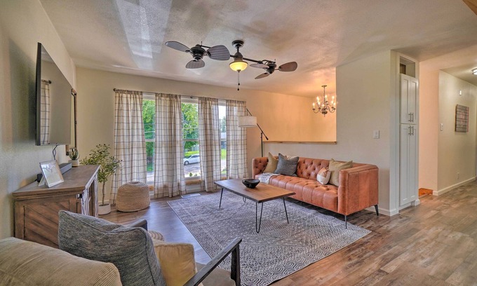 Cedar Bluff Casa | Updated Knoxville Home w/ Media Room + Patio!