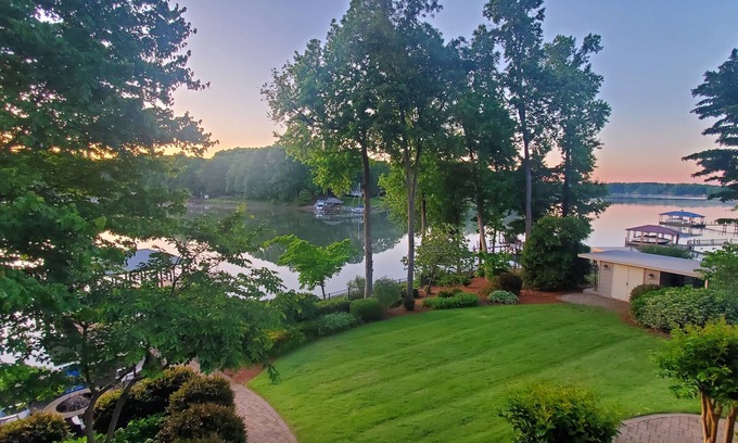 Mayhew Casa | Updated Lakefront Home w/great outdoor space and private dock, Sleeps 12.