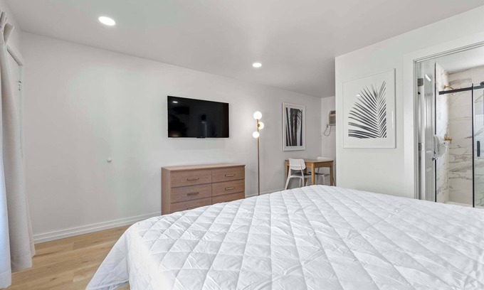 Ash Apartamento | Renovated Studio|King Bed|Beach Close|Free WiFi