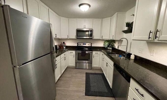 De Pere Apartamento | Updated One Bedroom Apartment