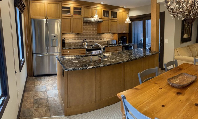 Waitsfield Condominio | Updated riverfront condo w/deck near MRG/Sugarbush