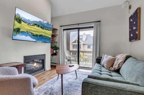 Great Valley Casa | Updated Ski In Ski Out Condo Holiday Valley