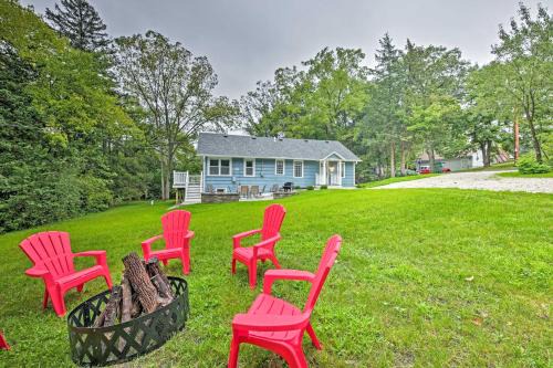 Twin Lakes Casa | Updated Twin Lakes Cottage, Walk to Lake Mary