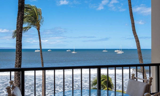 Kihei Condominio | Upgraded Corner Unit with Amazing Pool and Ocean Views! - Sugar Beach #421