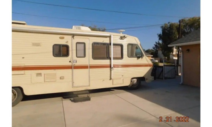 Santa Maria Casa | Upgraded Motorhome with Outside Patio