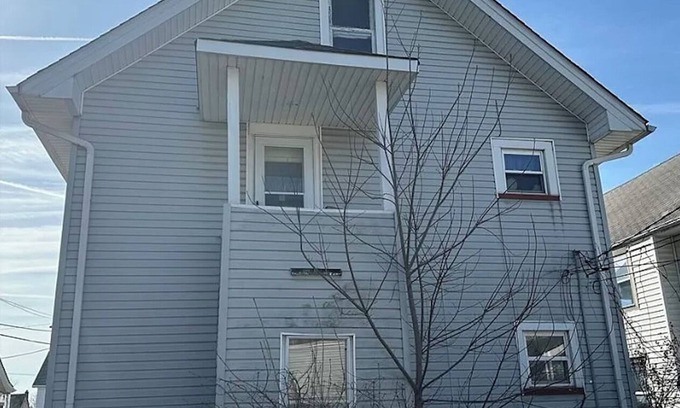 Garfield Heights Apartamento | Upper Charming 2-bedroom apartment with AC, WiFi in lovely Garfield Heights