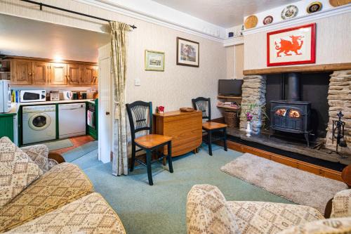 Llangeler Casa | Upper Cottage Newcastle Emlyn