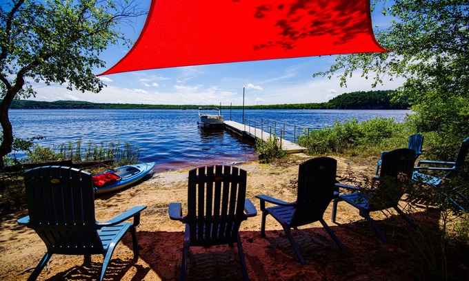 Wisconsin Dells Cabina | Upper Dells Riverfront / Private Dock / Kayaks / Firepit
