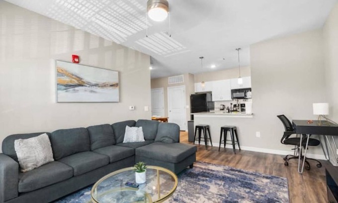 Melbourne Condominio | Upscale 1BR/1BA: Resort Vibes, City Edge, Bliss