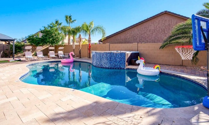 Stetson Valley Casa | Upscale 5BR W/ KING Bed- Pool, Jacuzzi & Theater!