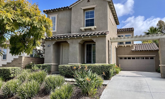 North City Casa | Upscale Beautiful Home in Prime Location Near all! Carmel Valley/RSF/Del Mar