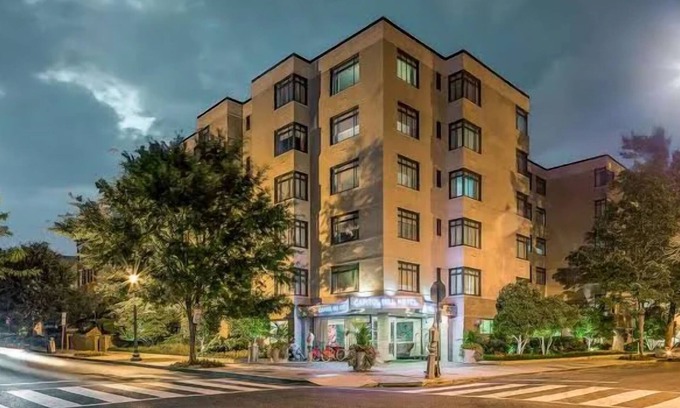 Capitol Hill Hotel | Upscale Haven Near DC's Cultural Landmarks & Iconic Attractions