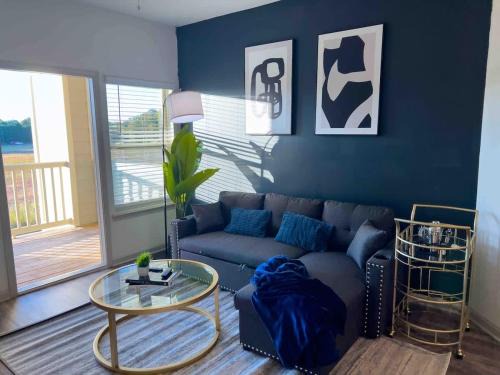 Charlotte Apartamento | Upscale King 3 Bed Suite to Uptown Charlotte