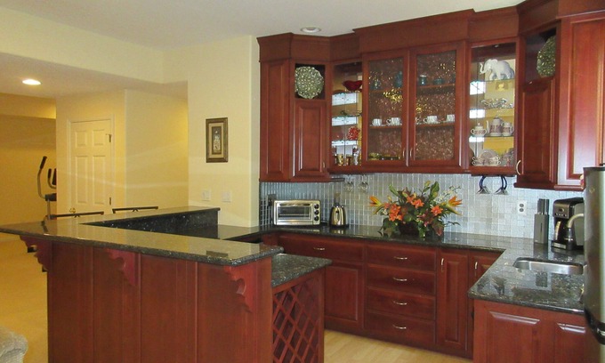 Northwest Portland Casa | Exclusiva suite 2BR tranquila cerca del centro * Mesa de billar * NW Portland